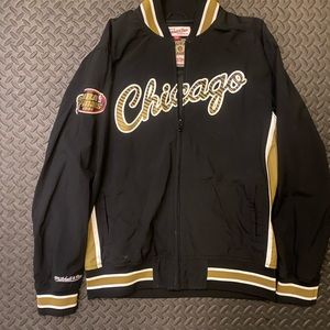 Mitchell and Ness Hardwood Classic Chicago Bulls NBA 96 Champions Jacket size md